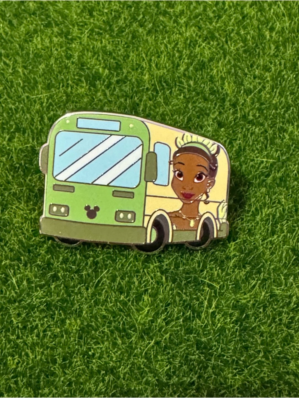 2026 WDW Hidden Disney Pin Tiana Disney Bus Wave A Princess and the Frog